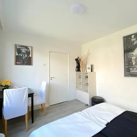 Apartman Who's Anton? Monnickendam, Vlak Bij Amsterdam *